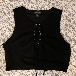 FOREVER 21 NWOT plus size lace-up crop tank